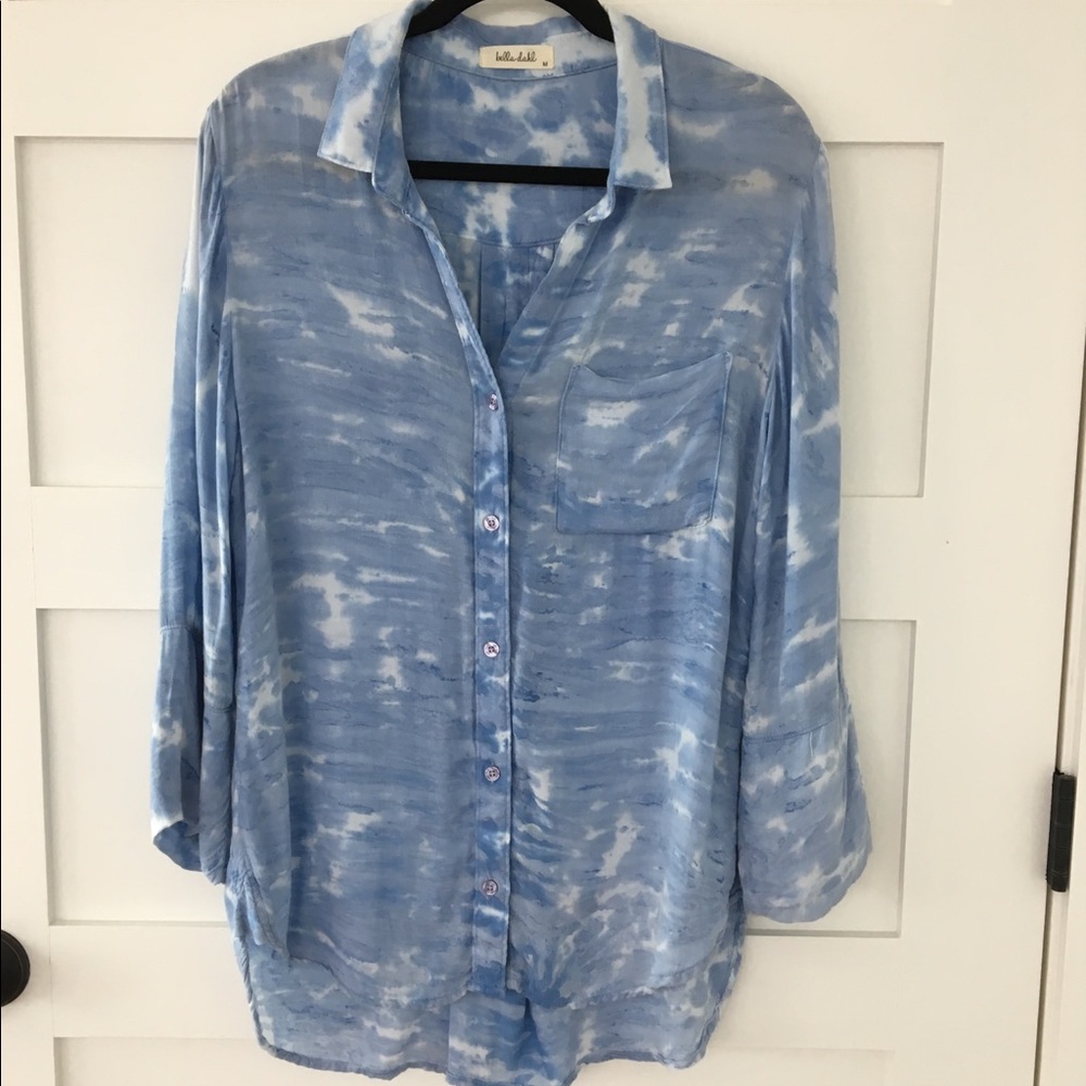 Bella Dahl  sky blue button down shirt